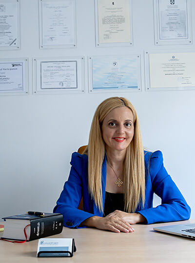 Άννα Κορσάνου-Βιογραφικό